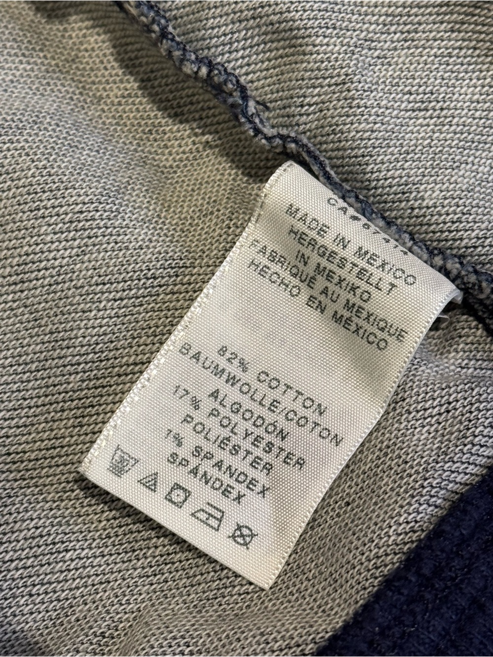 True Religion Boys Hooded Denim Vest - Size 6 - Picture 5 of 7